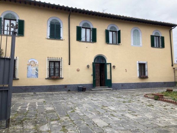 casa indipendente in vendita a Campi Bisenzio in zona San Donnino