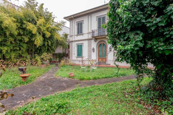 casa indipendente in vendita a Campi Bisenzio in zona San Piero a Ponti