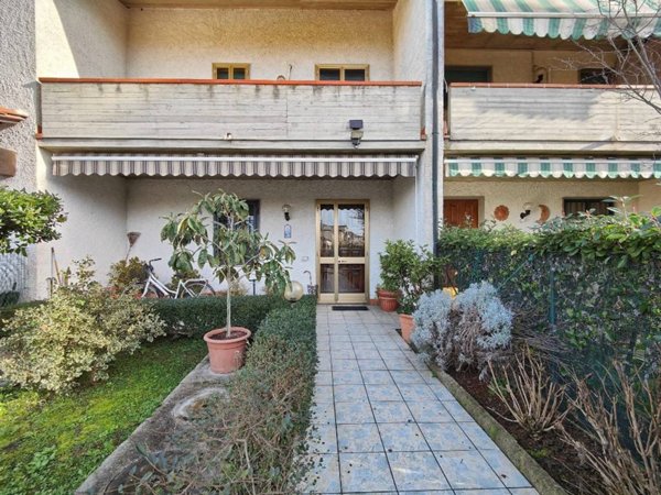 casa indipendente in vendita a Campi Bisenzio in zona San Cresci