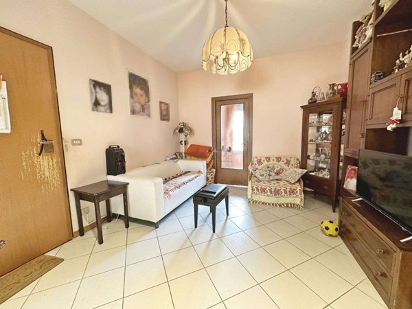 appartamento in vendita a Campi Bisenzio in zona La Madonnina