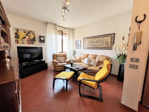 appartamento in vendita a Campi Bisenzio in zona Capalle
