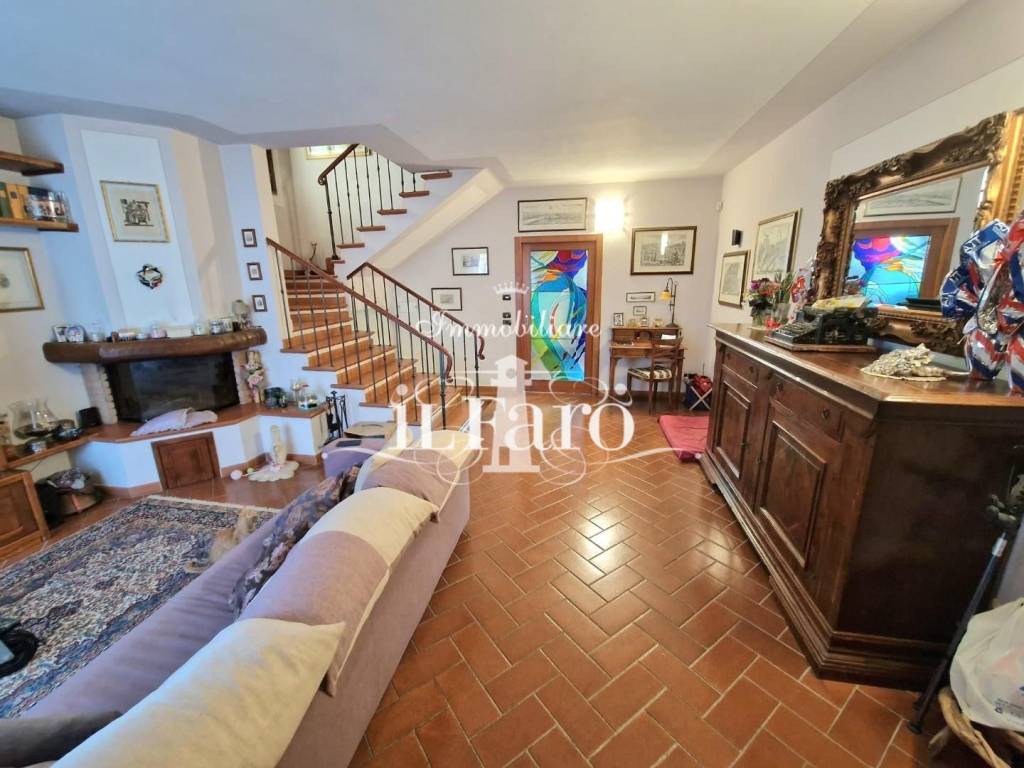 casa indipendente in vendita a Campi Bisenzio in zona San Cresci