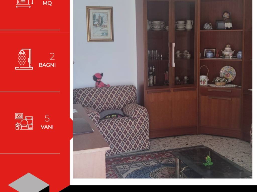 casa indipendente in vendita a Campi Bisenzio