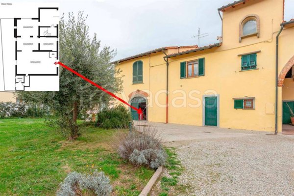 casa indipendente in vendita a Campi Bisenzio