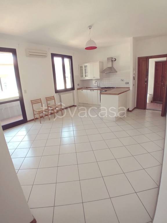 appartamento in vendita a Campi Bisenzio in zona San Piero a Ponti