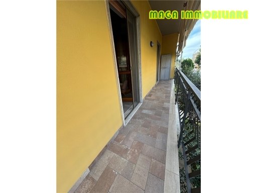 casa indipendente in vendita a Campi Bisenzio