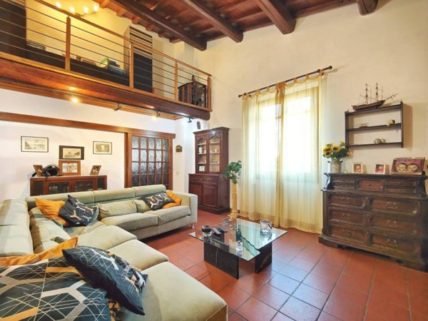 casa indipendente in vendita a Campi Bisenzio in zona San Donnino