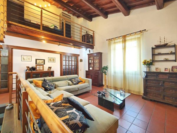 casa indipendente in vendita a Campi Bisenzio in zona San Donnino
