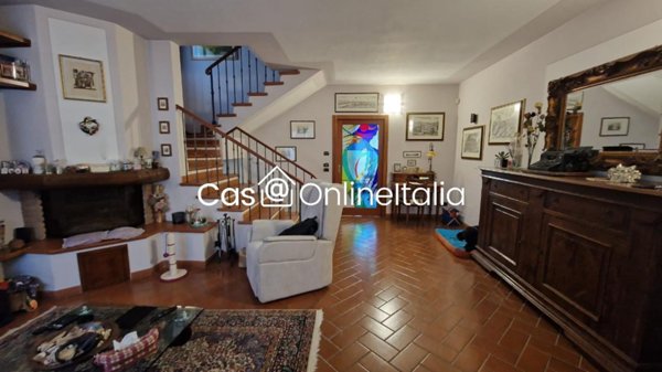 casa indipendente in vendita a Campi Bisenzio in zona San Cresci