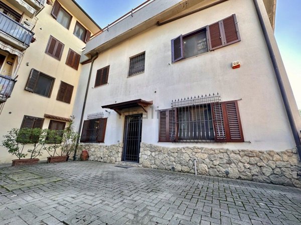 casa indipendente in vendita a Campi Bisenzio in zona San Donnino