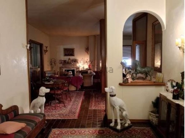 casa indipendente in vendita a Campi Bisenzio in zona Capalle