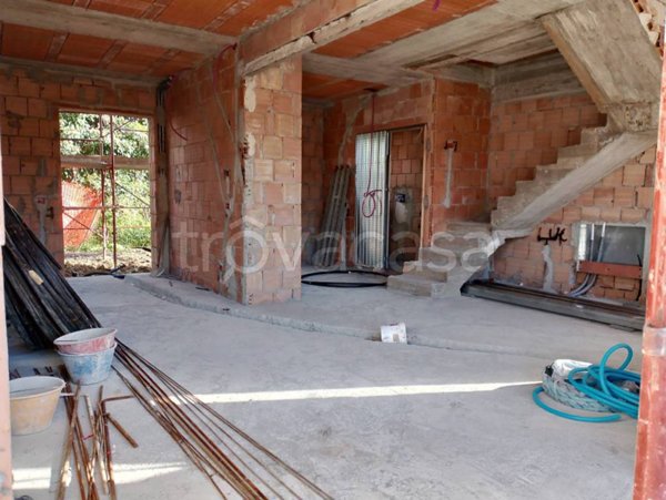 casa indipendente in vendita a Campi Bisenzio