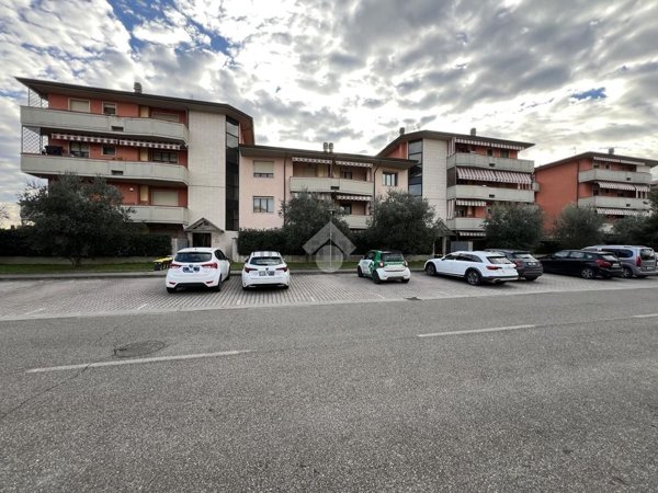 appartamento in vendita a Campi Bisenzio