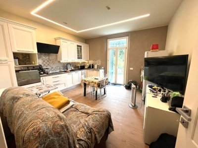 casa indipendente in vendita a Campi Bisenzio in zona Capalle