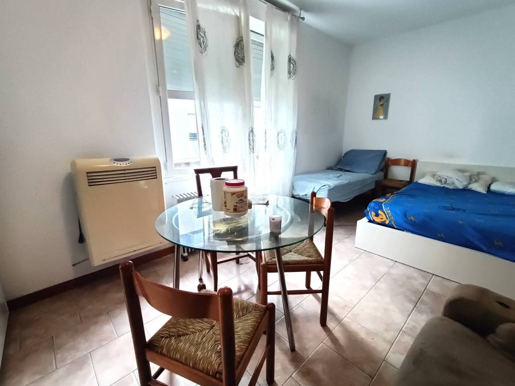 appartamento in vendita a Campi Bisenzio in zona Limite