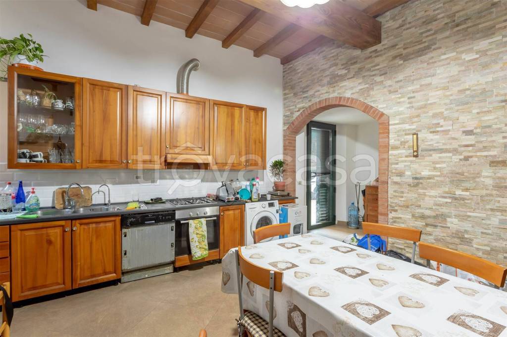 casa indipendente in vendita a Campi Bisenzio in zona San Donnino