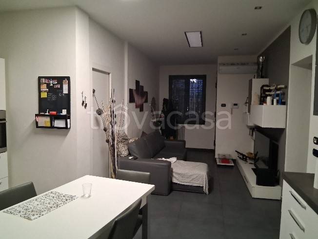 casa indipendente in vendita a Campi Bisenzio