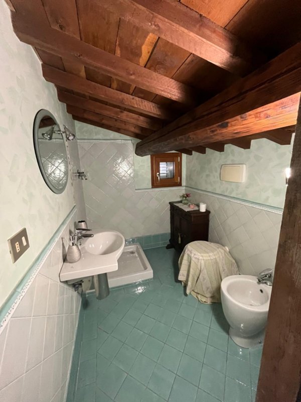 casa indipendente in vendita a Campi Bisenzio in zona San Piero a Ponti