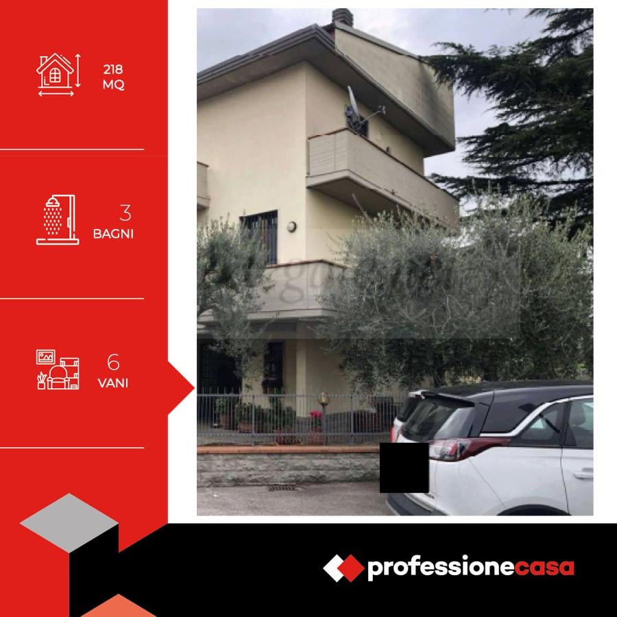 casa indipendente in vendita a Campi Bisenzio