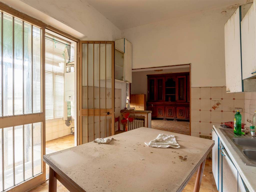 casa indipendente in vendita a Campi Bisenzio in zona Capalle