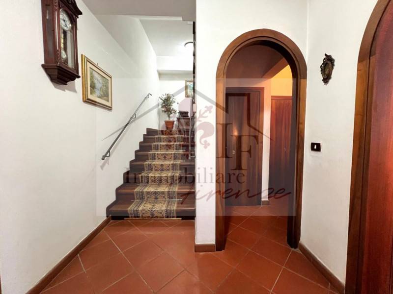 casa indipendente in vendita a Campi Bisenzio in zona San Donnino