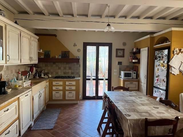 casa indipendente in vendita a Campi Bisenzio in zona San Piero a Ponti