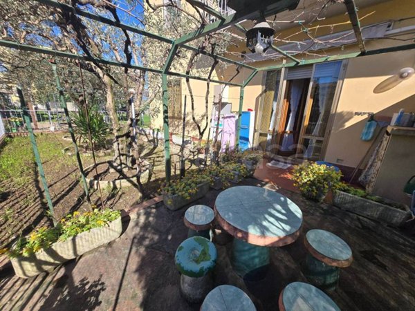 appartamento in vendita a Campi Bisenzio in zona Limite