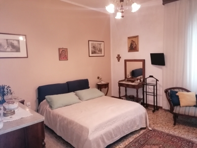 casa indipendente in vendita a Campi Bisenzio