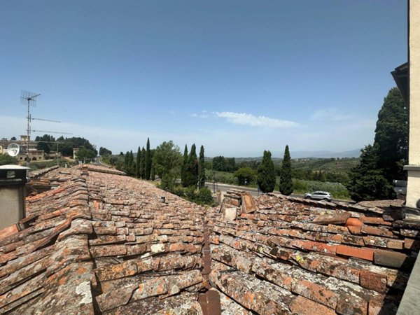 casa indipendente in vendita a Campi Bisenzio
