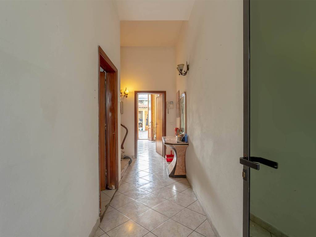 casa indipendente in vendita a Campi Bisenzio