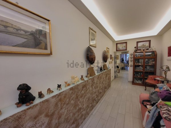 casa indipendente in vendita a Campi Bisenzio