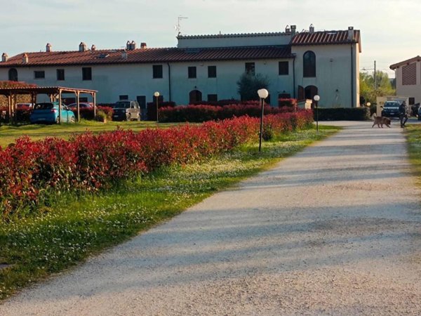 casa indipendente in vendita a Campi Bisenzio in zona San Donnino