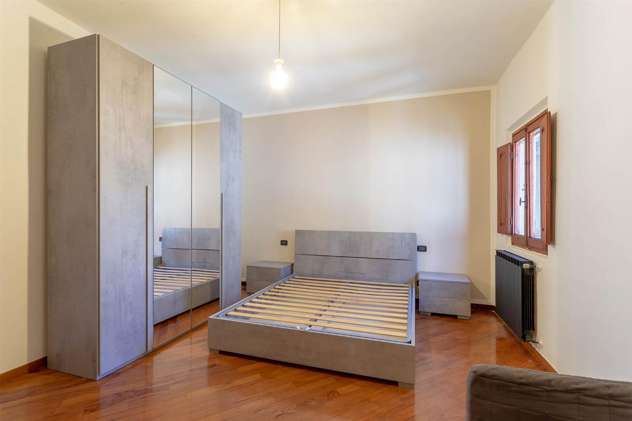 casa indipendente in vendita a Campi Bisenzio