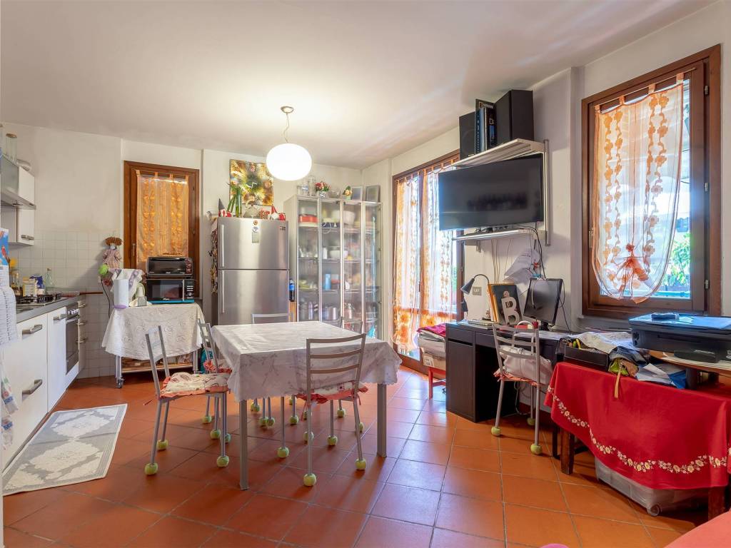 appartamento in vendita a Campi Bisenzio in zona San Donnino
