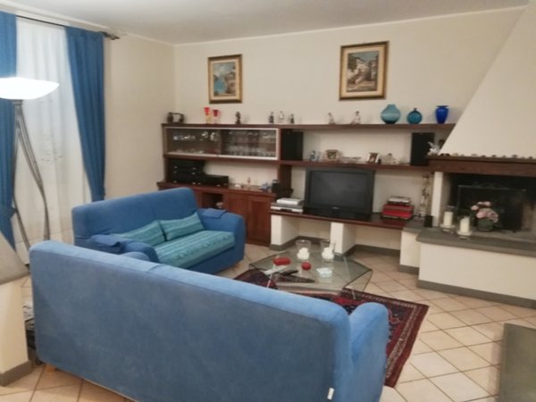 casa indipendente in vendita a Campi Bisenzio in zona San Piero a Ponti