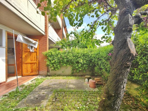 casa indipendente in vendita a Campi Bisenzio in zona San Cresci