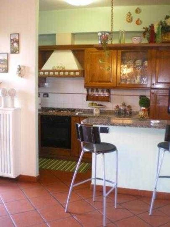 casa indipendente in vendita a Campi Bisenzio