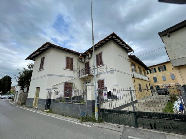 appartamento in vendita a Campi Bisenzio in zona San Donnino