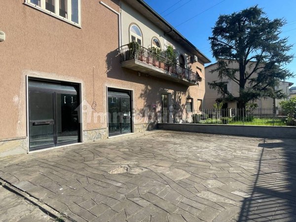 ufficio in vendita a Campi Bisenzio