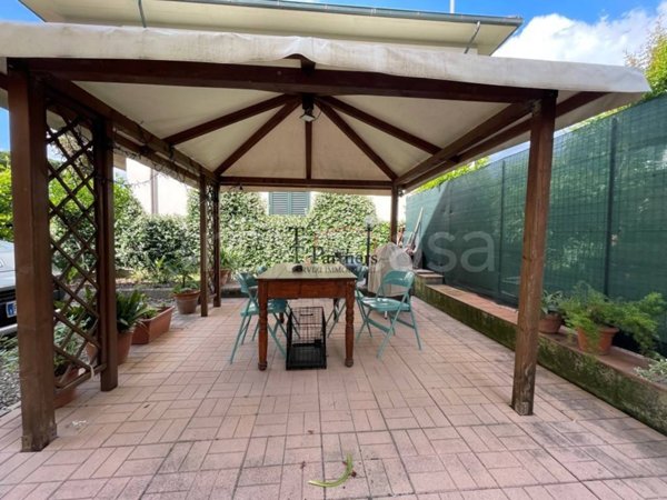 appartamento in vendita a Campi Bisenzio