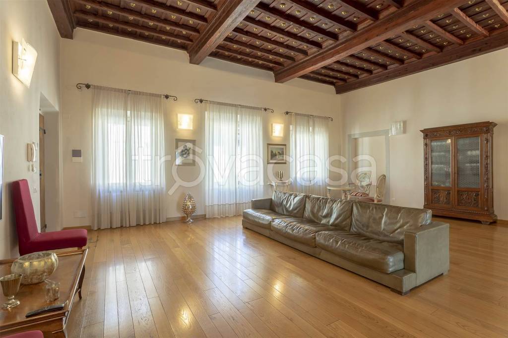 appartamento in vendita a Campi Bisenzio