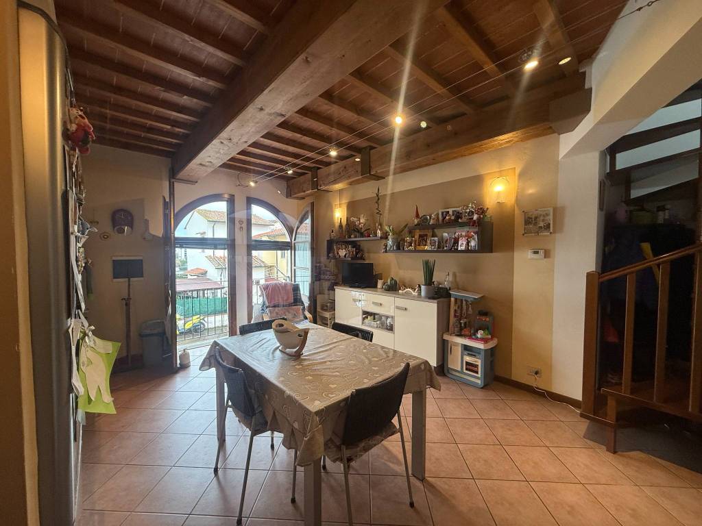 appartamento in vendita a Campi Bisenzio