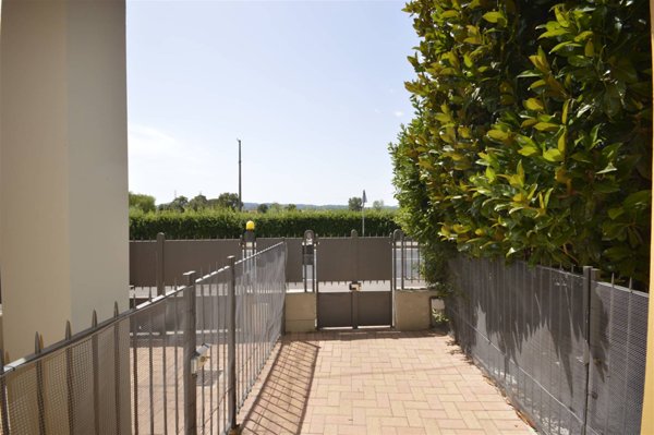 casa indipendente in vendita a Campi Bisenzio in zona Sant'Angelo a Lecore