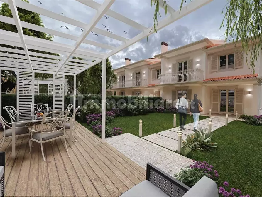 casa indipendente in vendita a Campi Bisenzio in zona Il Rosi
