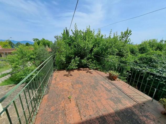 casa indipendente in vendita a Campi Bisenzio in zona Sant'Angelo a Lecore