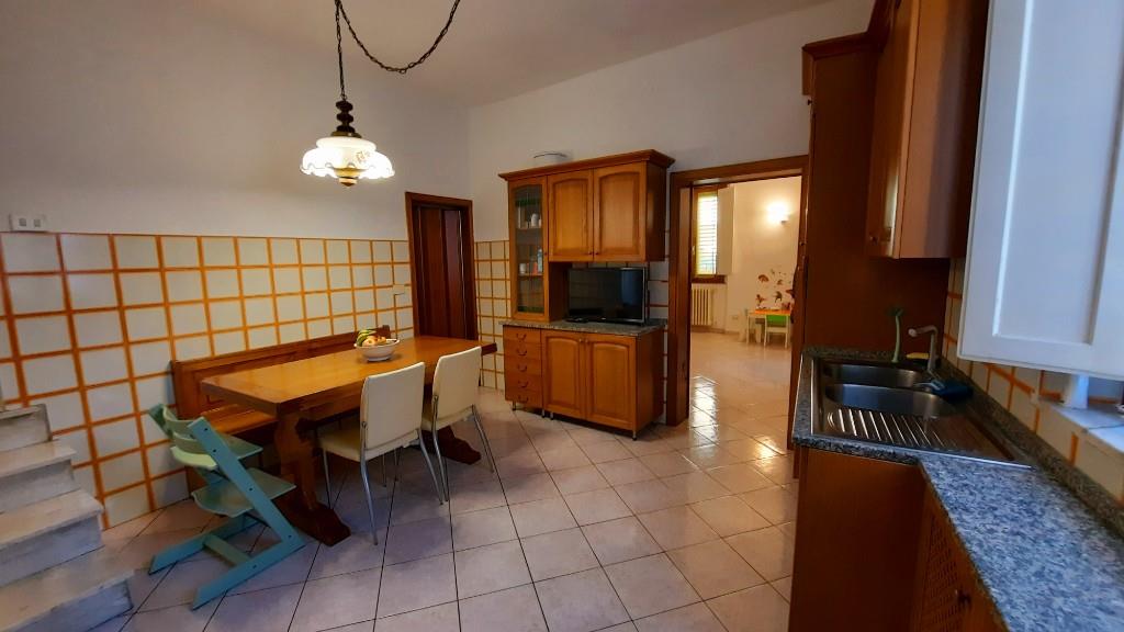 casa indipendente in vendita a Campi Bisenzio in zona San Giorgio a Colonica