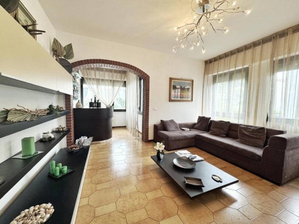 appartamento in vendita a Campi Bisenzio in zona San Piero a Ponti