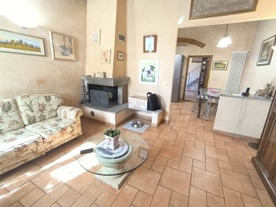 casa indipendente in vendita a Campi Bisenzio in zona San Piero a Ponti