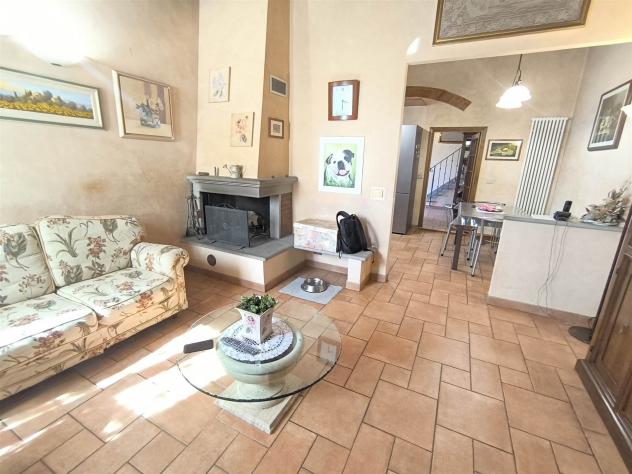 casa indipendente in vendita a Campi Bisenzio in zona San Piero a Ponti