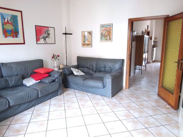 appartamento in vendita a Campi Bisenzio in zona San Piero a Ponti